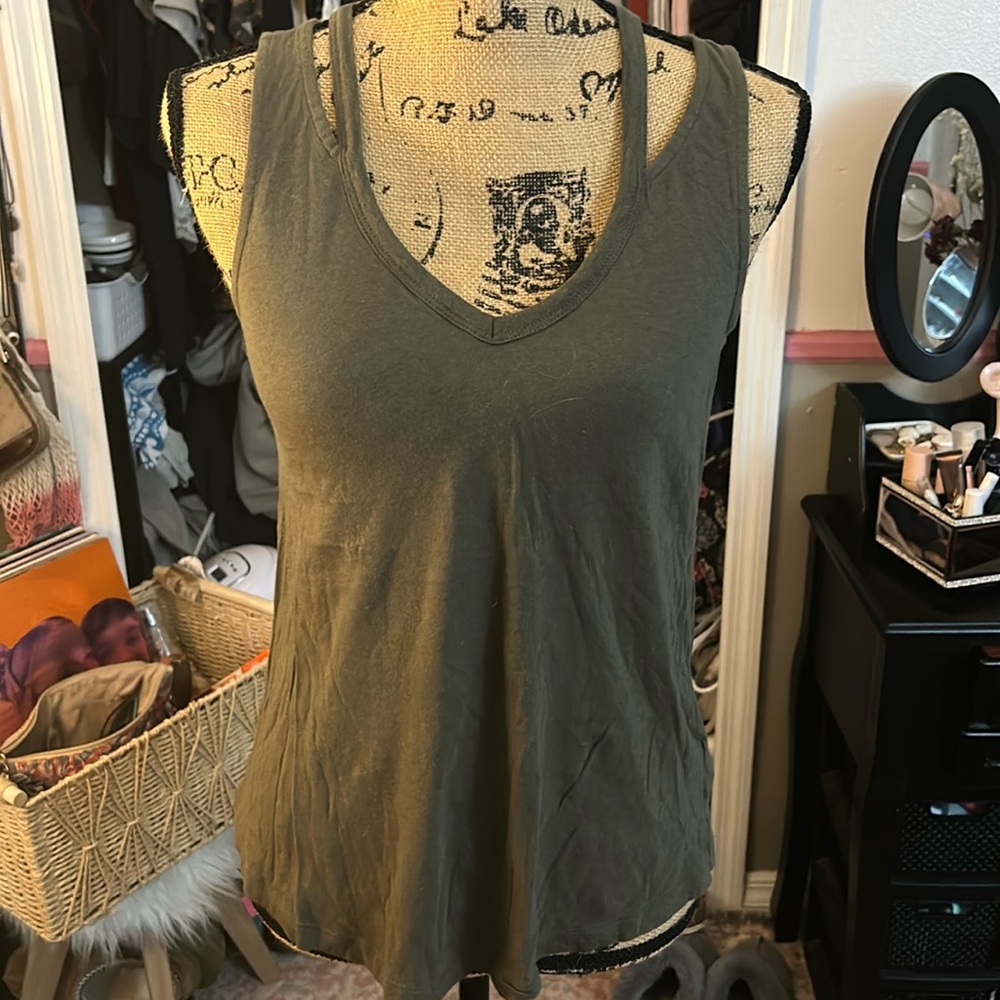 Express tank top